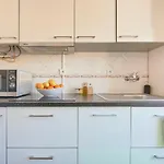 & Sunny 2br Near Beach, By Timecooler *