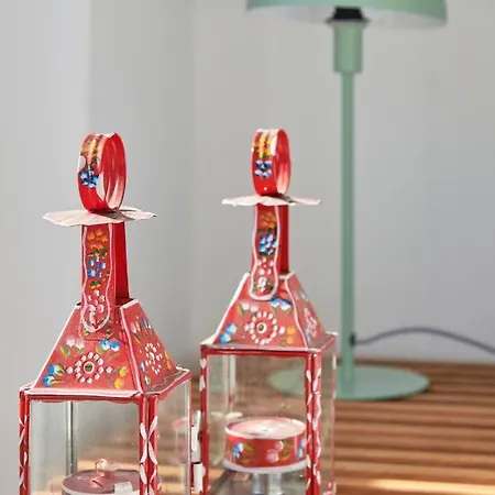 & Sunny 2br Near Beach, By Timecooler *