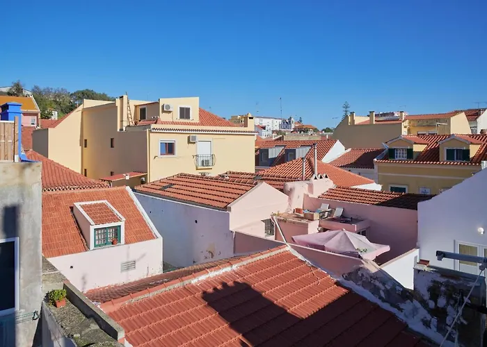 & Sunny 2br Near Beach, By Timecooler Setúbal