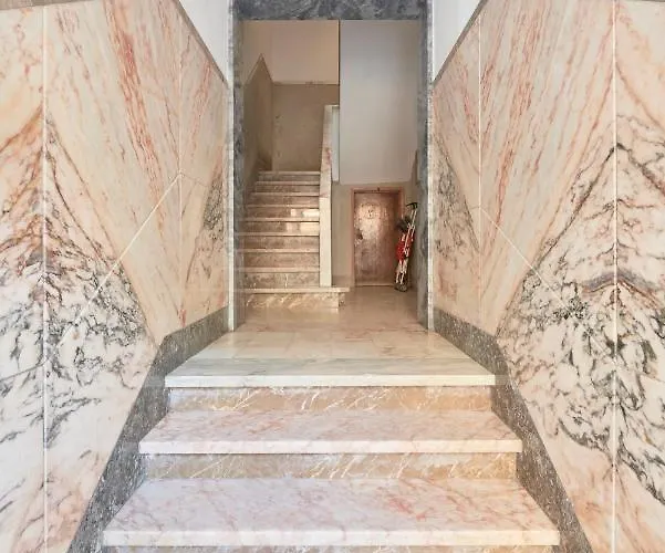 & Sunny 2br Near Beach, By Timecooler Daire *